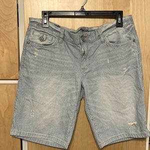 Light denim shorts